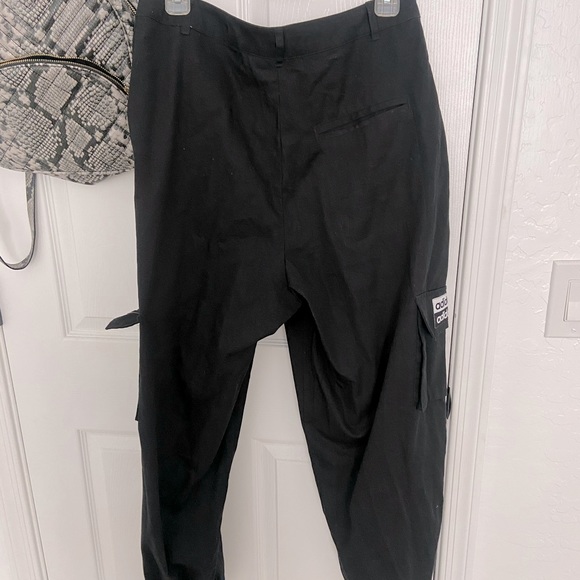 Adidas joggers, size medium - Picture 2 of 3
